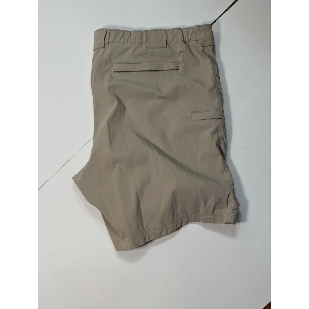 Duluth Trading Shorts Men’s 3XL Brown Zippered Cargo Work Short Hiking